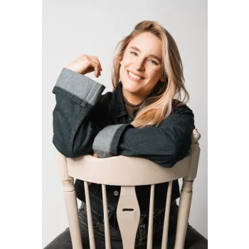 Adéle Dan